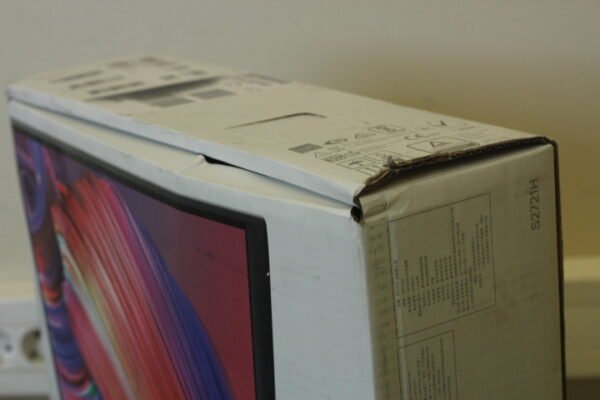 SALE OUT. Dell LCD S2721H 27" IPS FHD/1920x1080/HDMI/Silver Dell LCD monitor S2721H 27 ", IPS, FHD, 1920 x 1080, 16:9, 4 ms, 300 cd/m², Silver, DAMAGED PACKAGING, HDMI ports quantity 2, 75 Hz - Image 3